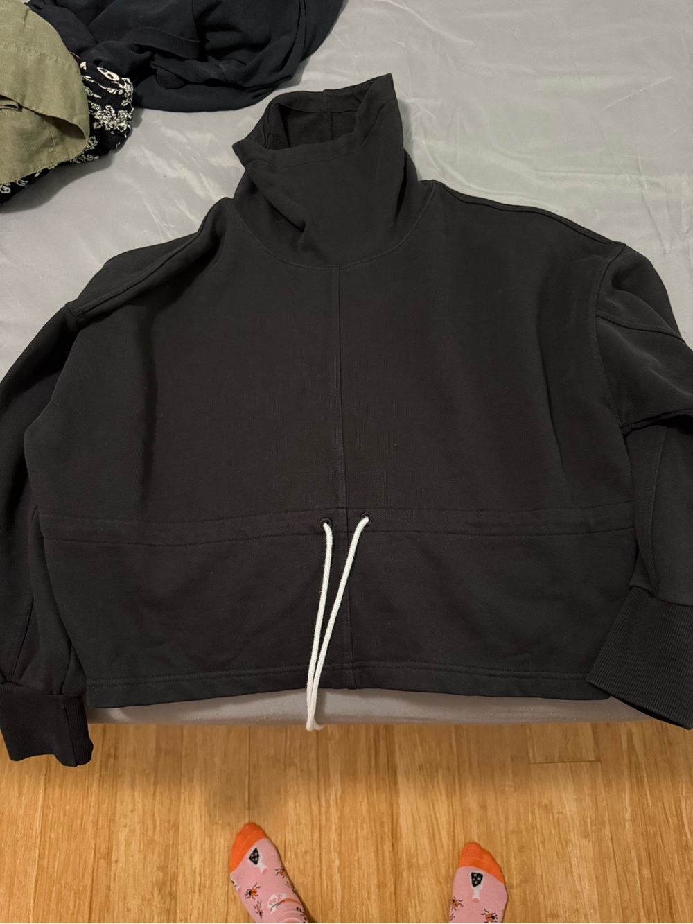 Black High-Neck Drawstring Women's Sweatshirt Hoodie